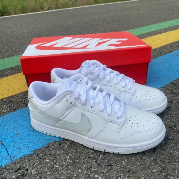 Nike retro women's casual sneakers - Picture 2 of 5